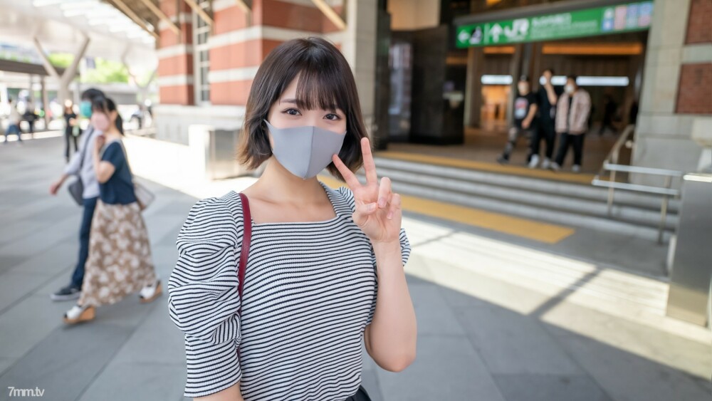 FC2-PPV-2982215 สาวตัวเล็กหีตีบโดนยัดควย