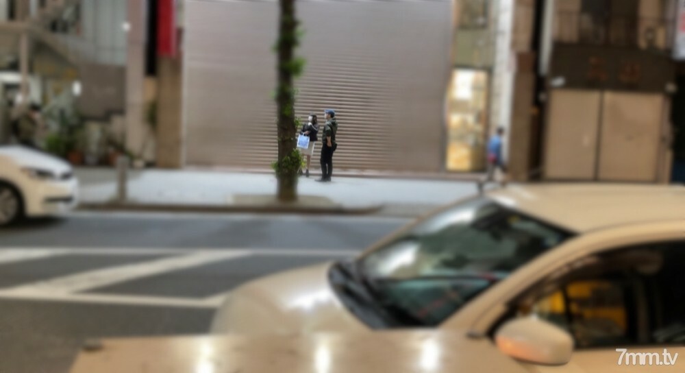 FC2-PPV-2985091 น้องใหม่เย็ดสดๆร้อน