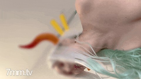 FC2-PPV-3010664 สาวน่ารักช่วยตัวเองมันส์