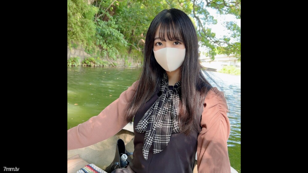 FC2-PPV-3052836 สาวอวบใหญ่เย็ด 3P สุดเดือด