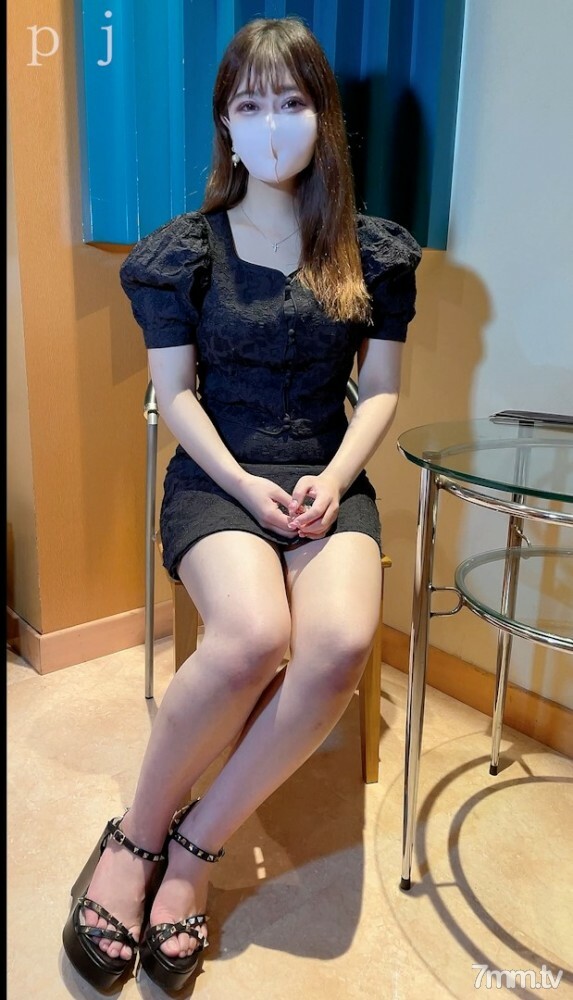 [FC2-PPV-3060824] สาวขาวโดนเย็ดคาชุด