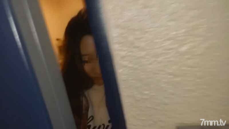 FC2-PPV-3064770 แม่บ้านตูดกลมโดนหลังบ้าน