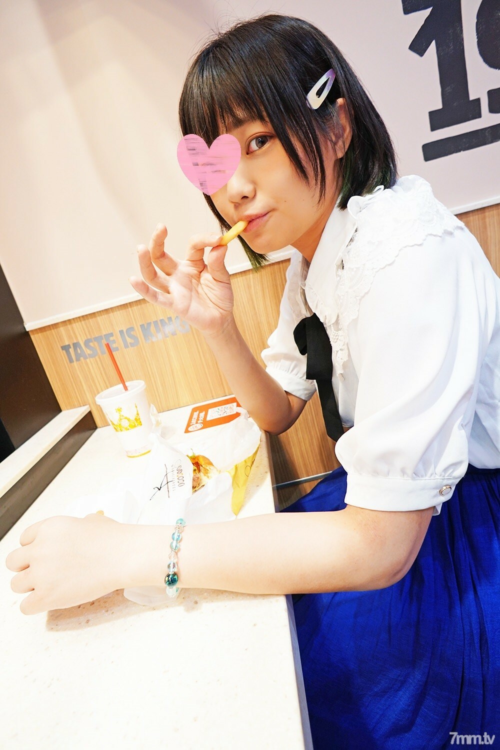 FC2-PPV-3067368 นักศึกษาหีโคตรฟิตโดนเย็ดแรง