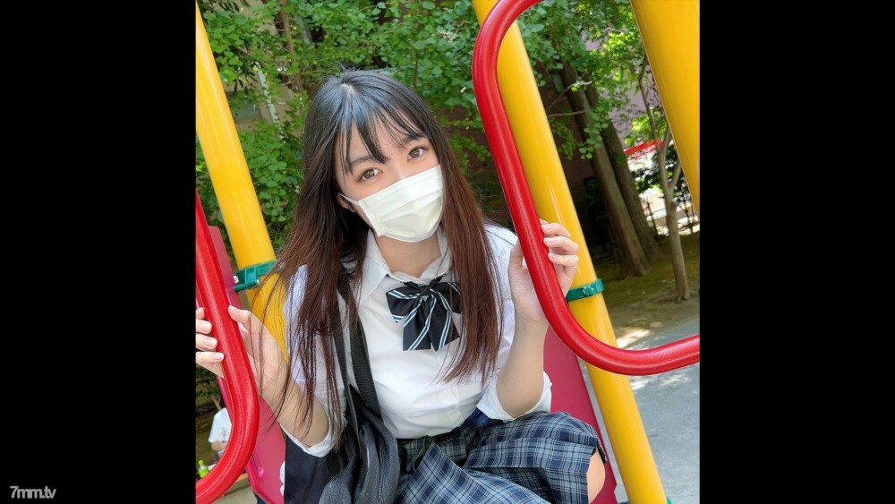 FC2-PPV-3077136 หัวนมชมพูโดนดูดเย็ดสด