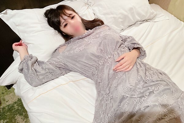 FC2-PPV-3107709 สาวน้อยร้องลั่นแตกคาหี