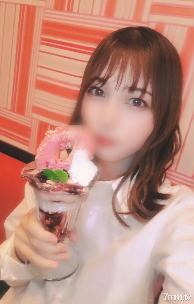 FC2-PPV-3113698 หีฟิต สาวเล็กโดนเย็ดแตกใน