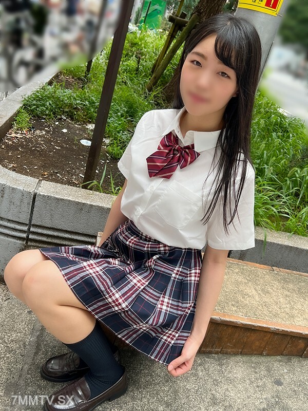 FC2-PPV-3142624 สาวน้อยหุ่นบางโดนเย็ดลึก