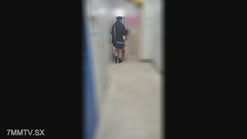 FC2-PPV-3186764 หีสาวน้อยบานแตกคารู