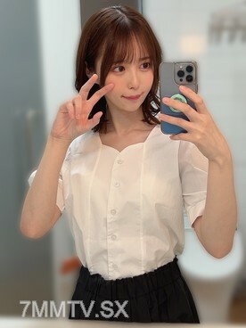 FC2-PPV-3188900 สาวผมยาวหีแน่นโดนแตกใน