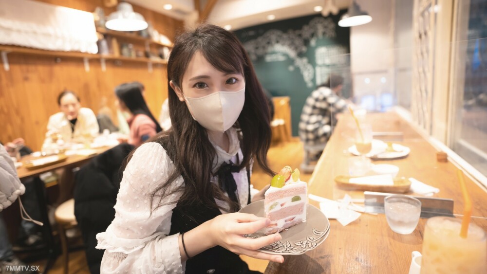 FC2-PPV-3189076 หุ่นเซ็กซี่เย็ดไม่ยั้ง