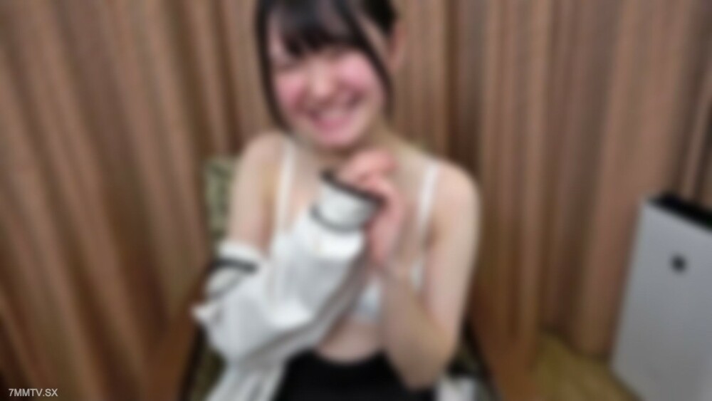 FC2-PPV-3200376 สาวผมสั้นน่ารักอมควยเก่ง