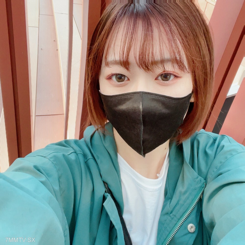 FC2-PPV-3211715 หีชมพูสาวบางโดนขย่มควยแรง