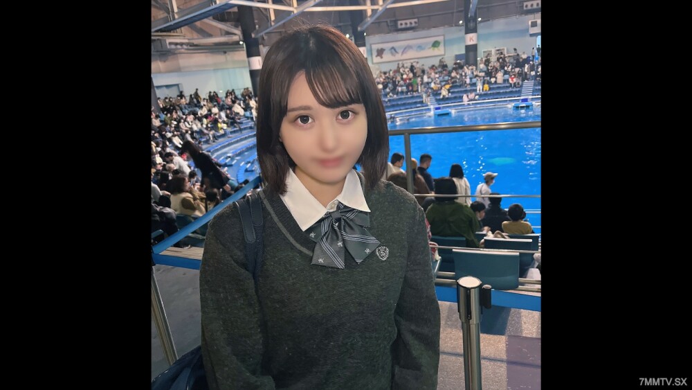 FC2-PPV-3211729 สาวผมยาวหีเด้งโดนเย็ดแรง