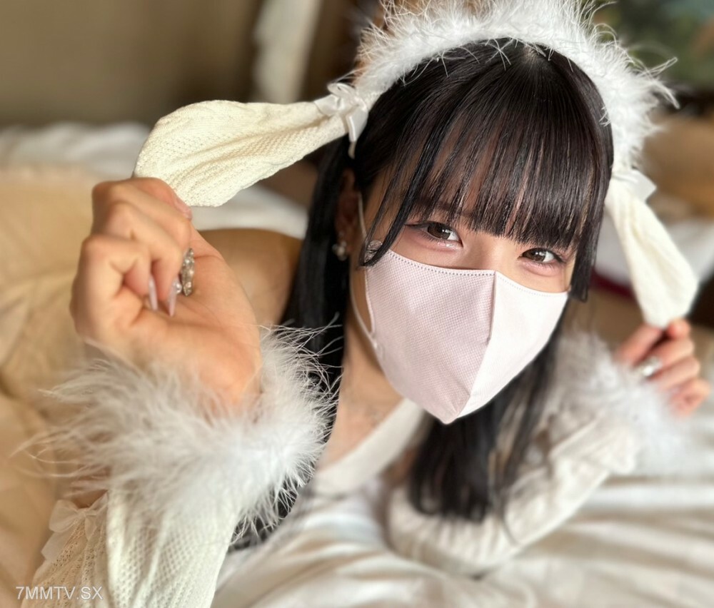 FC2-PPV-3216254 นักศึกษาตัวเล็กหีฟิต