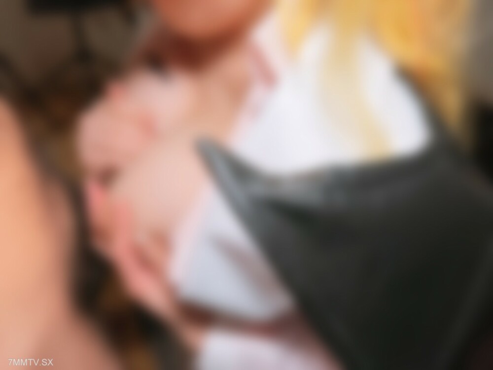 FC2-PPV-3251673 สาวอวบหุ่นน่ากัดเย็ดสด