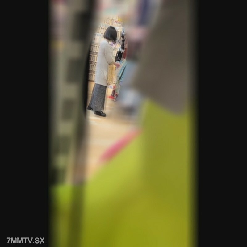 FC2-PPV-3271165 สาวอายุน้อย หีแน่น เย็ดสด