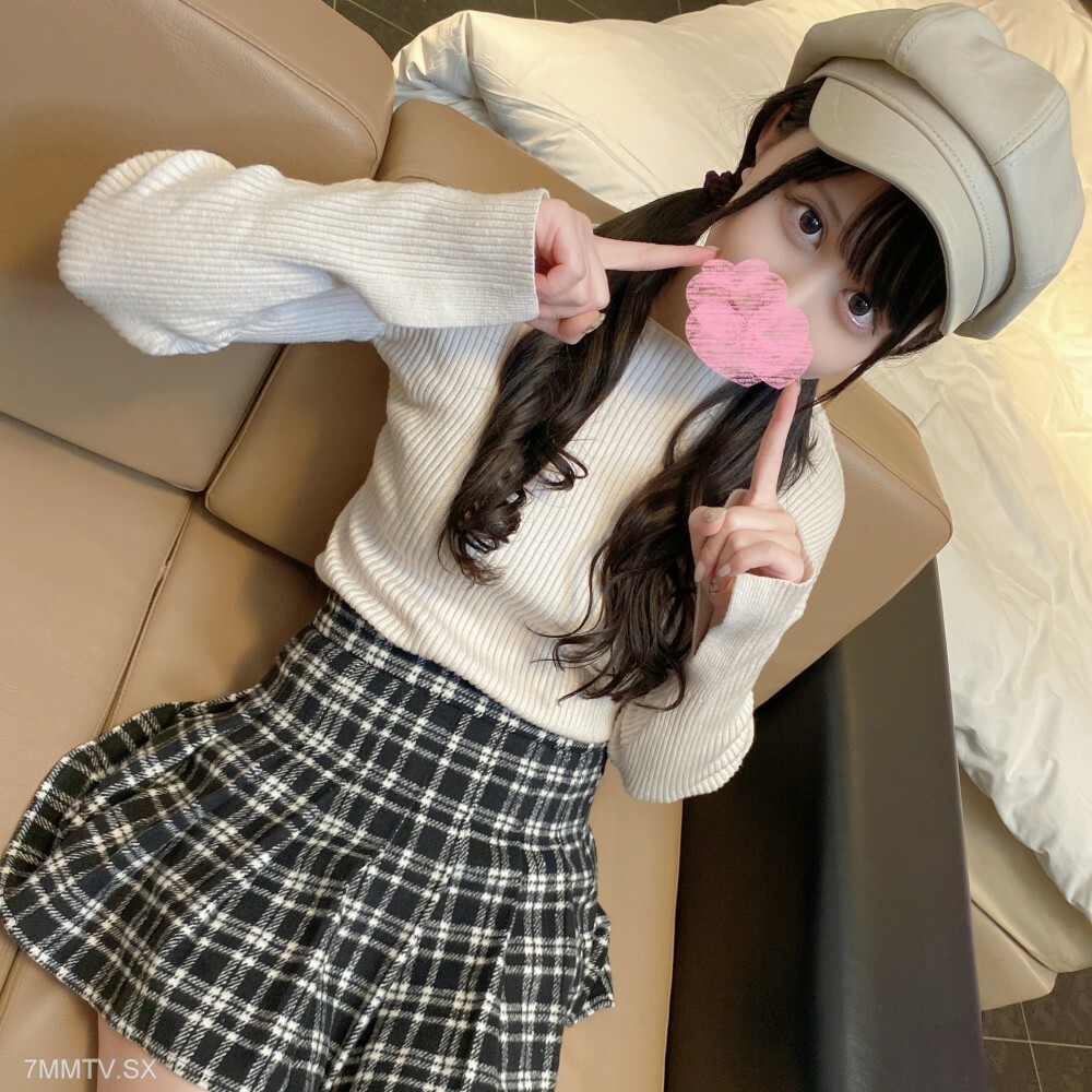 [FC2-PPV-3299193] สาวน่ารักโชว์หีเนียน ช่วยตัวเองมันส์