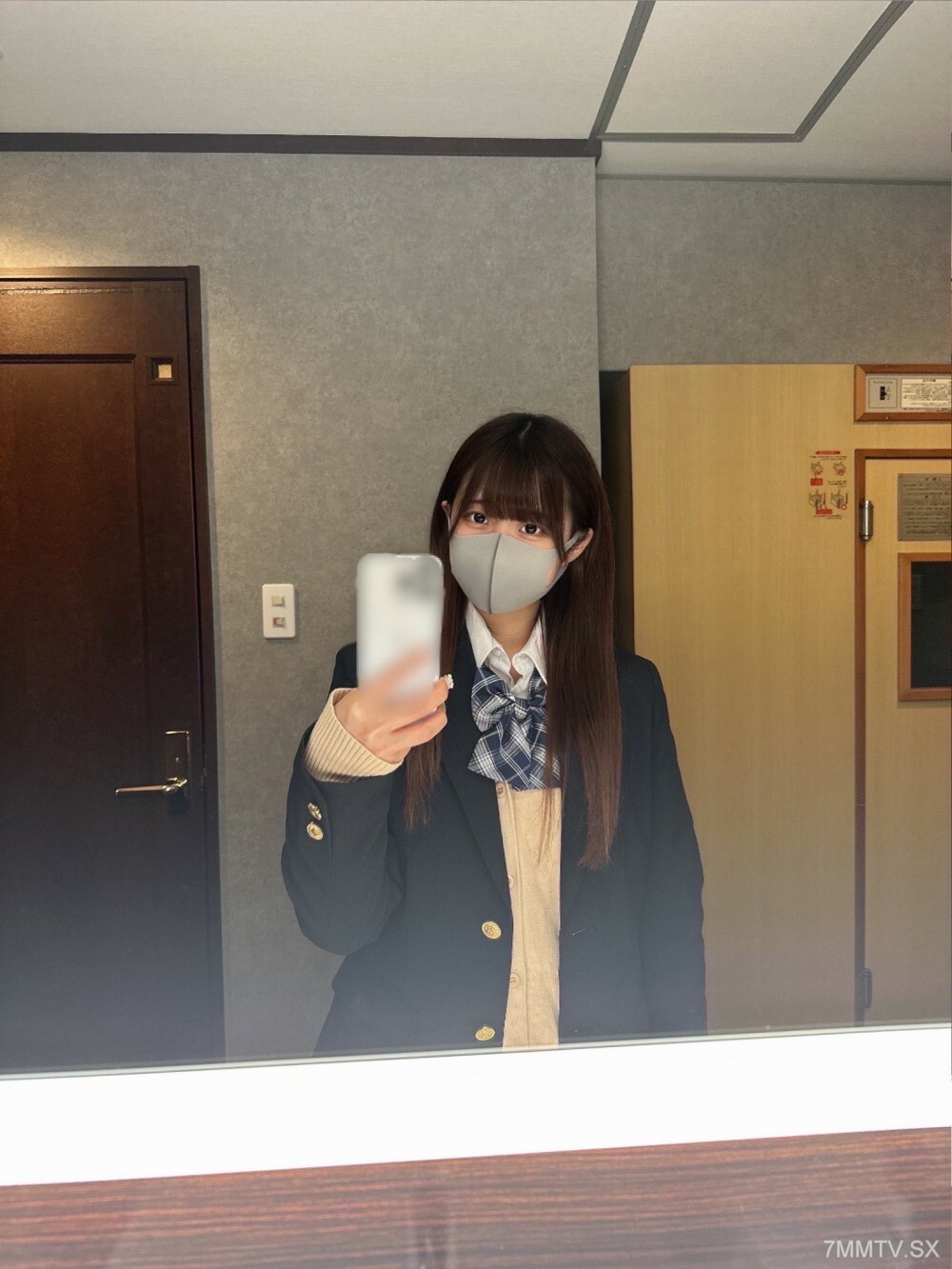 [FC2-PPV-3301532] สาวผมสั้นหุ่นดี ขย่มควยเสียวปรี๊ด