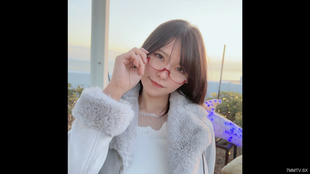 FC2-PPV-3317484 สาวผมยาวหีตอดแน่น