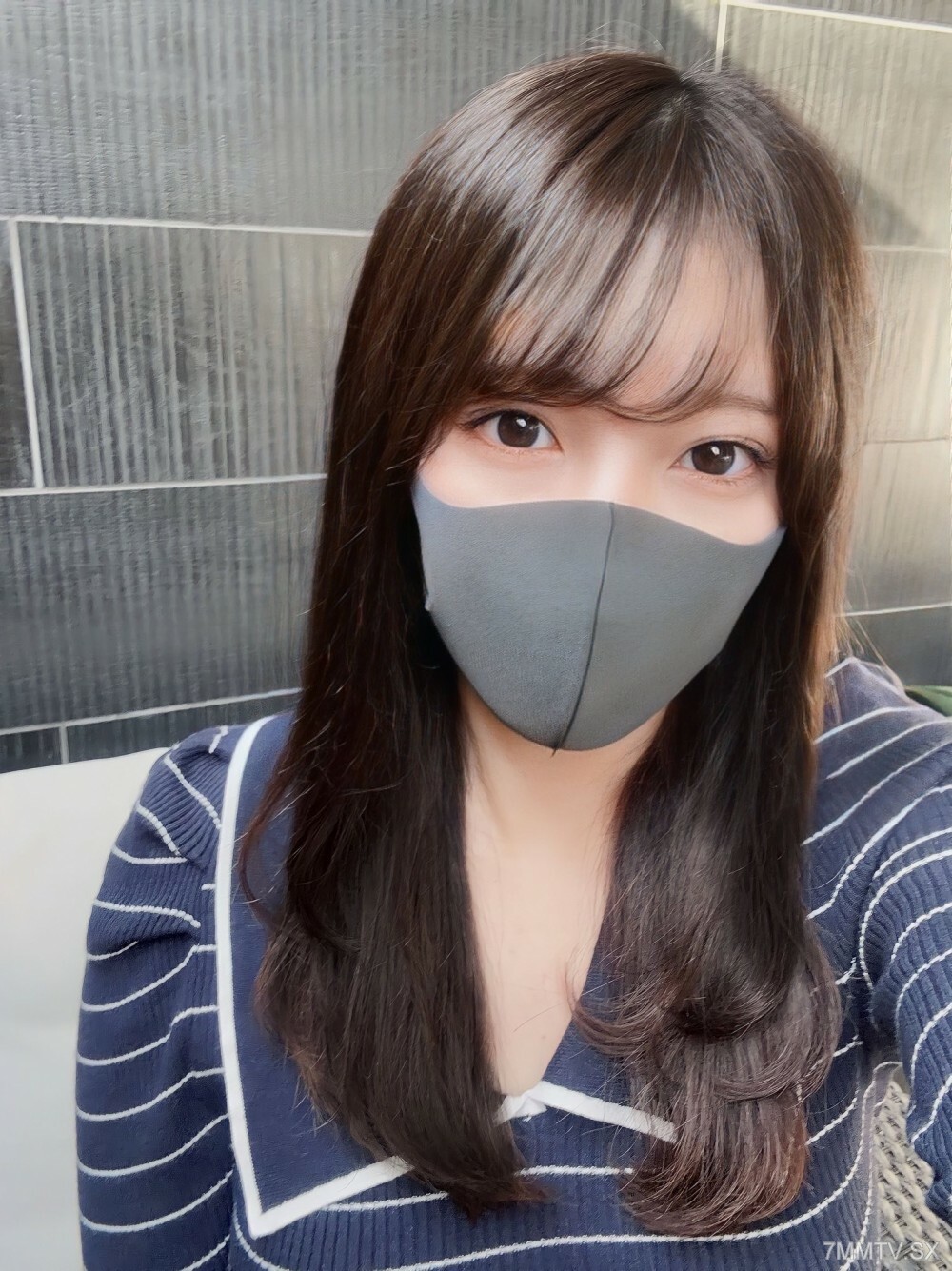 FC2-PPV-3610542 หีเนียนตูดกลมโดนรุม