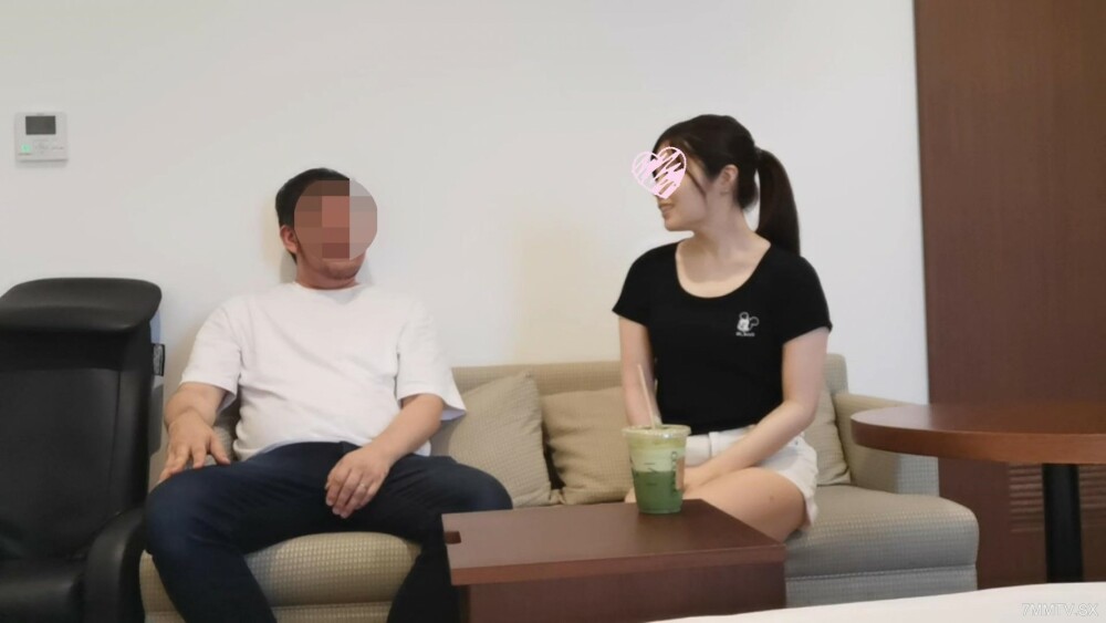 FC2-PPV-3727723 สาวนมเด้งโดนขยี้