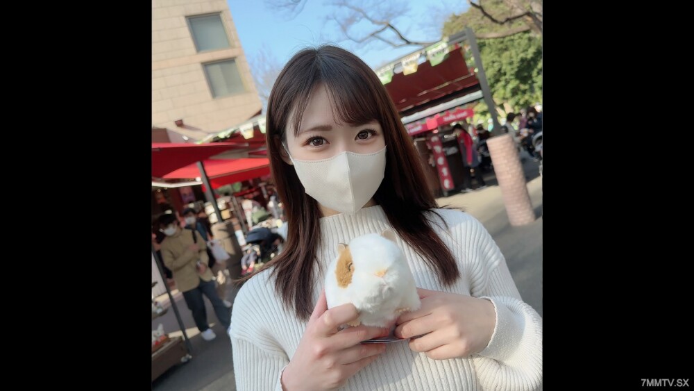 FC2-PPV-3750309 สาวผมยาวเย็ดคาชุด