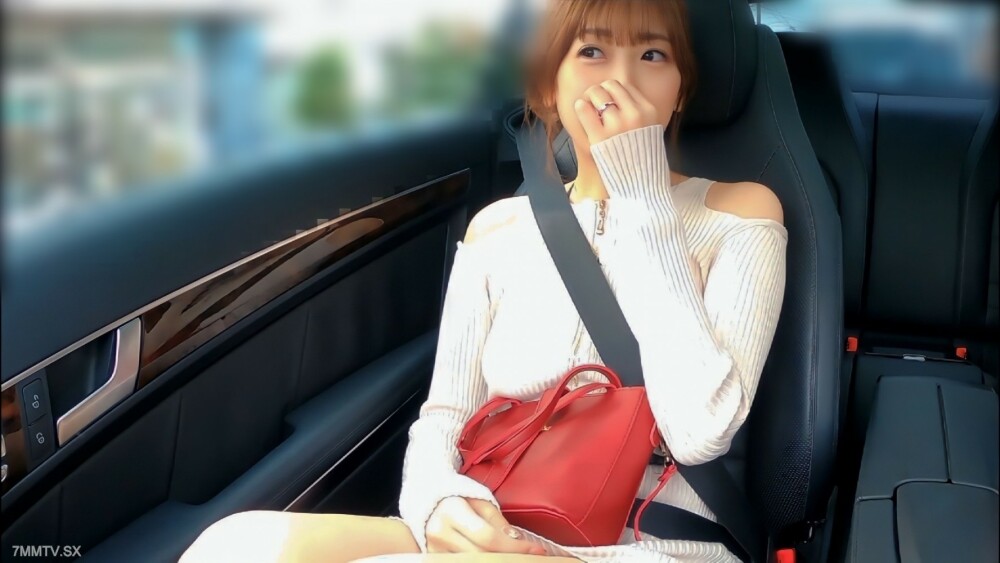 FC2-PPV-3768884 แม่บ้านเงี่ยนหีแฉะ