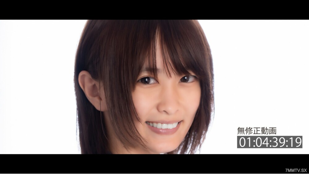 FC2-PPV-3782213 แอร์โฮสเตสโดนเย็ดในเครื่อง