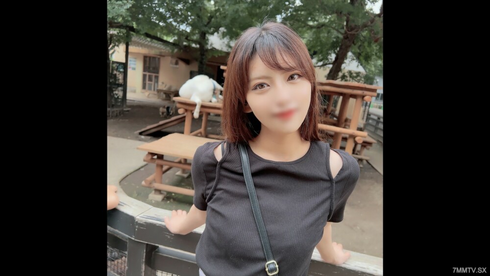 FC2-PPV-3879929 สาวเซ็กซี่ น้ำแตกคาหี