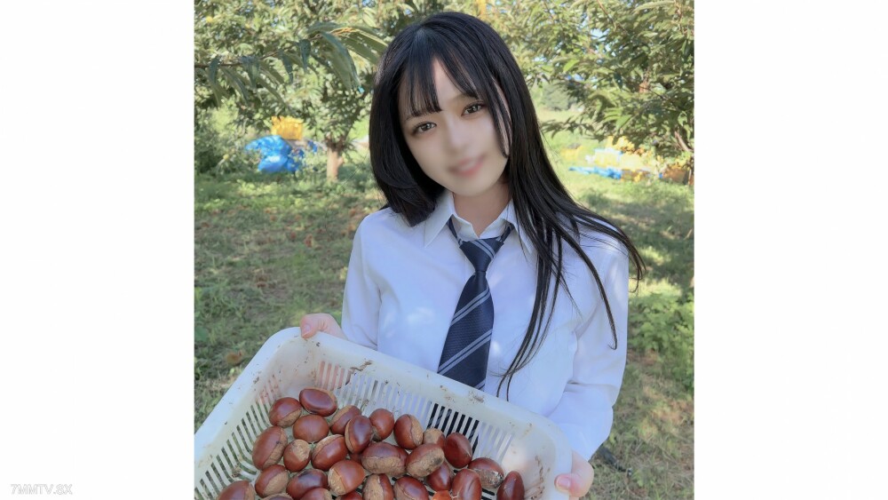 FC2-PPV-4065837 สาวนมเด้งหีโหนกโดนเลียแล้วเย็ดสด