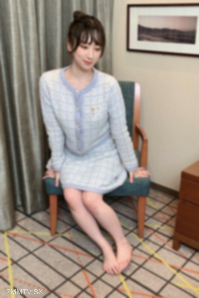 FC2-PPV-4100529 สาวน้อยหน้าใส แตกคาปาก