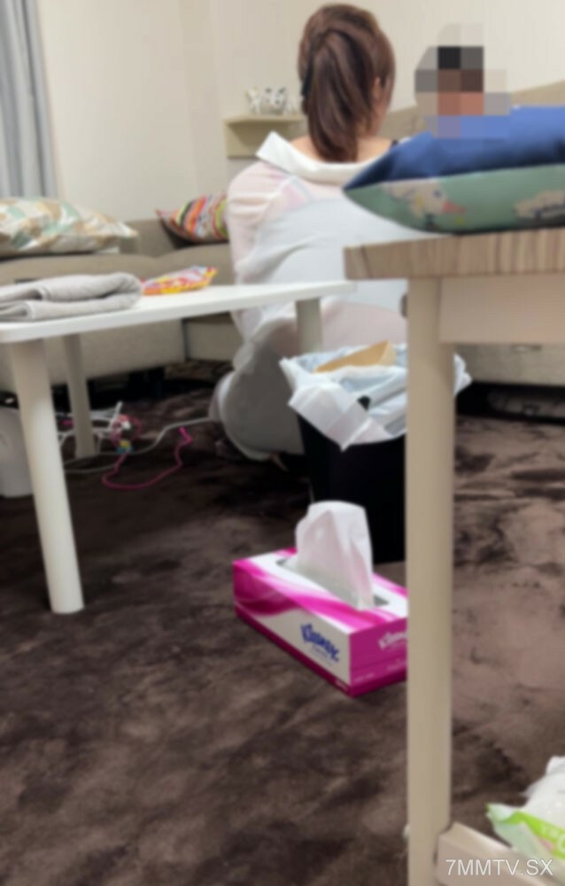 FC2-PPV-4176437 สาวนมโตเด้งกระแทกแรง