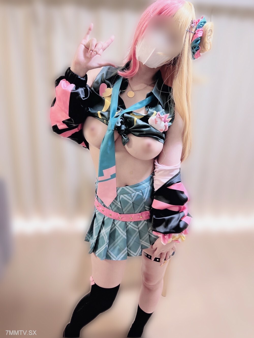 FC2-PPV-4281444 น้องสาวน่ารักโดนแฟนเย็ด