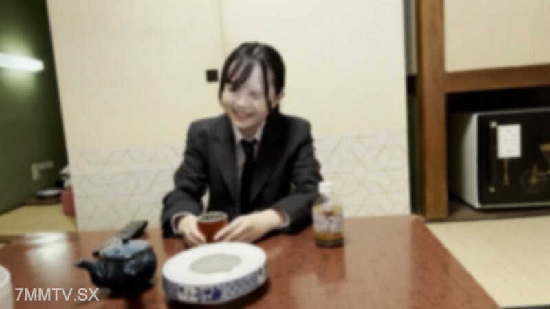 FC2-PPV-4362890 สาวอวบเย็ดสดแตกคาปาก