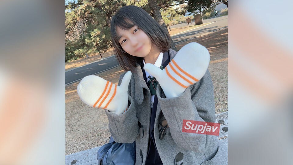 FC2-PPV-4372734 สาวอวบเย็ดนอกห้องมันส์