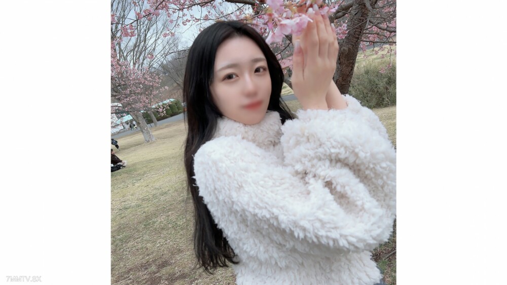 FC2-PPV-4384181 สาวน้อยร้องลั่น