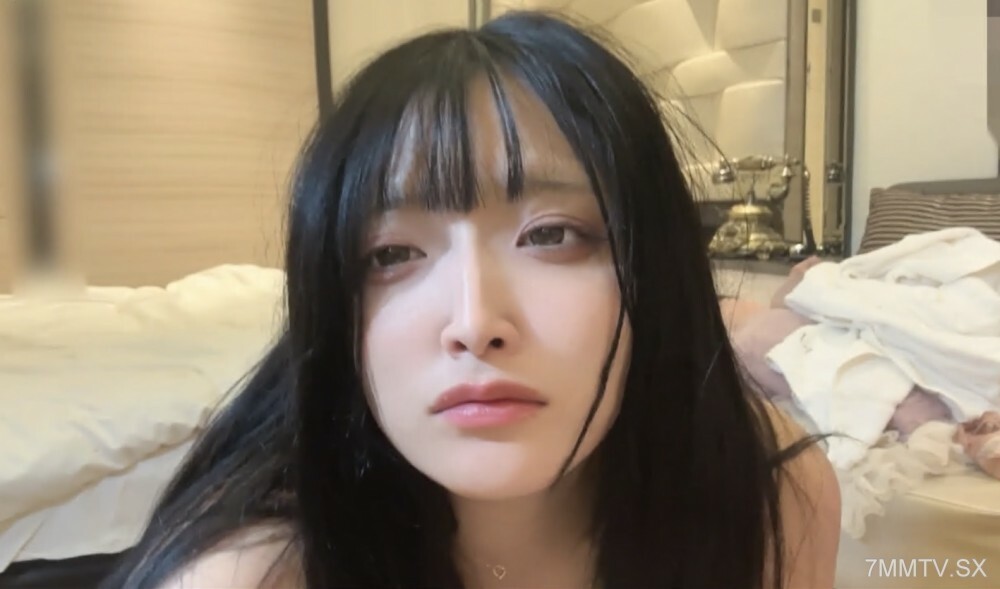 FC2-PPV-4397888 สาวนักศึกษายังสาวโดนขาย