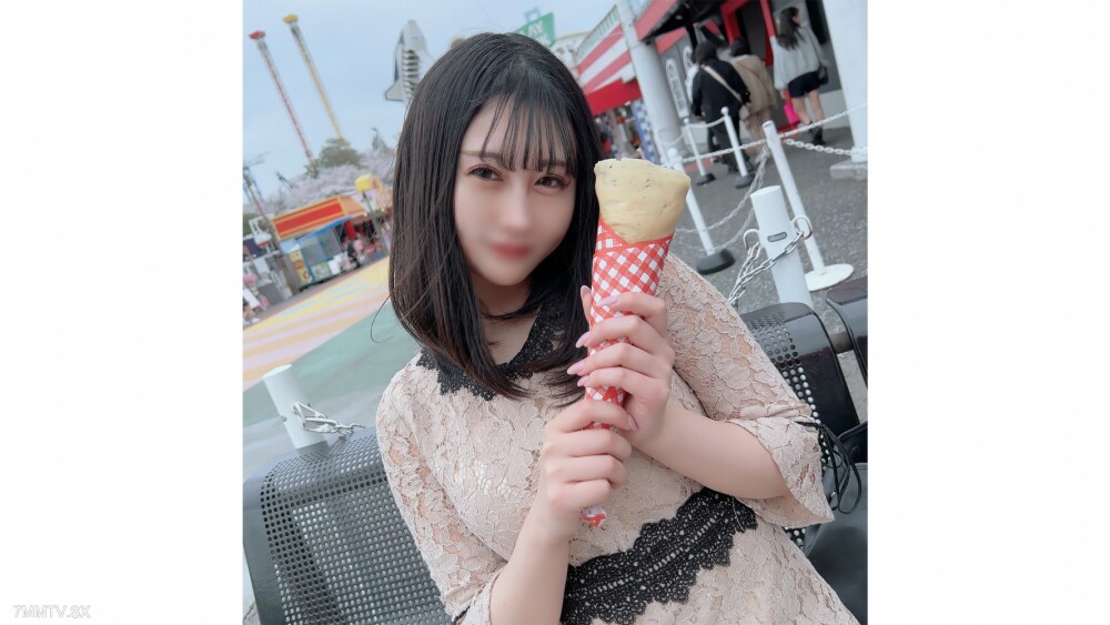 FC2-PPV-4410687 สาวแดนซ์ตูดเด้ง