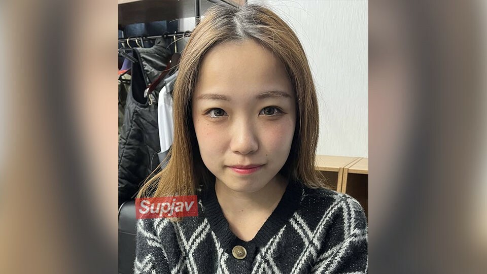 FC2-PPV-4411796 สาวFC2เย็ดสดเด็ด