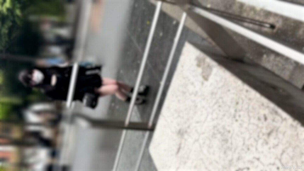 FC2-PPV-4412869 สาวน่ารักช่วยตัวเองมันส์