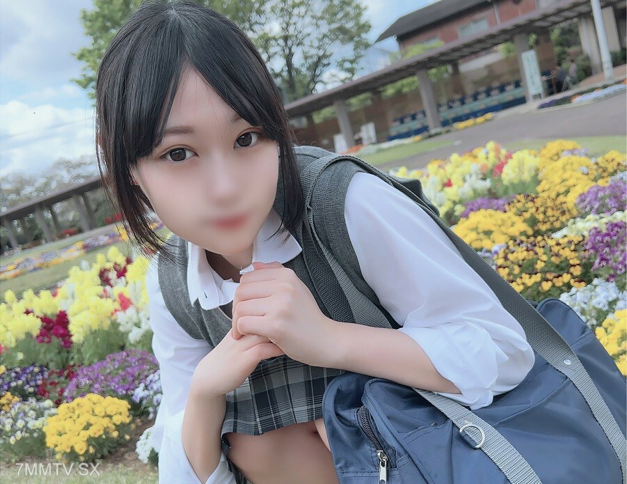 FC2-PPV-4413648 สาวนมใหญ่เย็ดสดไม่ถุง