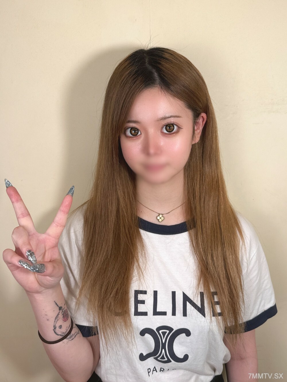 FC2-PPV-4430494 สาวอวบโดนเย็ดมันส์