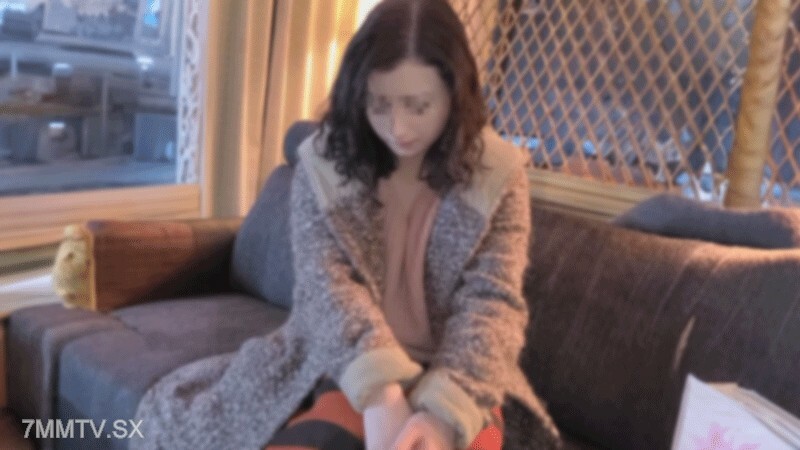 FC2-PPV-4447918 สาวน่ารักช่วยตัวเองมันส์