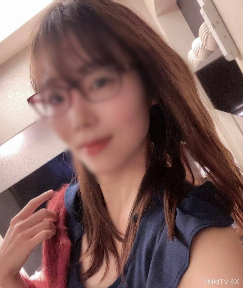 FC2-PPV-4459841 สาวผมดำเย็ดกับลุง