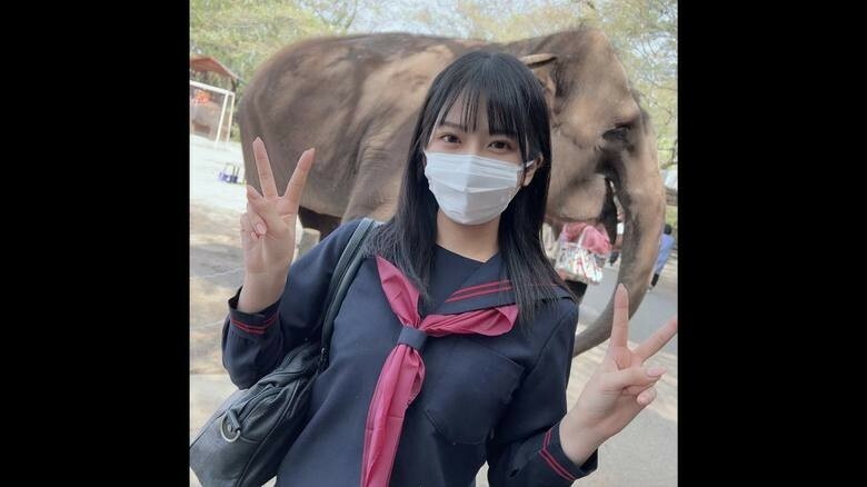 FC2-PPV-4504201 สาวน้อยตัวเล็กเย็ดสดแตกใน