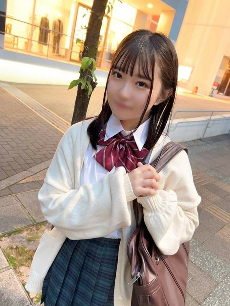 FC2-PPV-4504915 สาวผมสั้นนมโตครางโคตรดัง