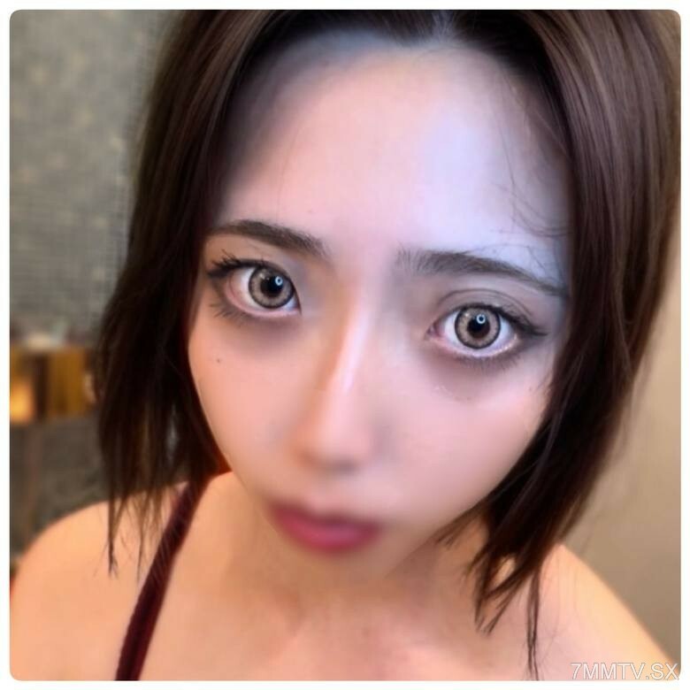 FC2-PPV-4515431 สาวนมโต โดนเย็ดคารองเท้าสูง