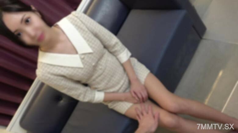 FC2-PPV-4522855 สาวแว่นเนิร์ด