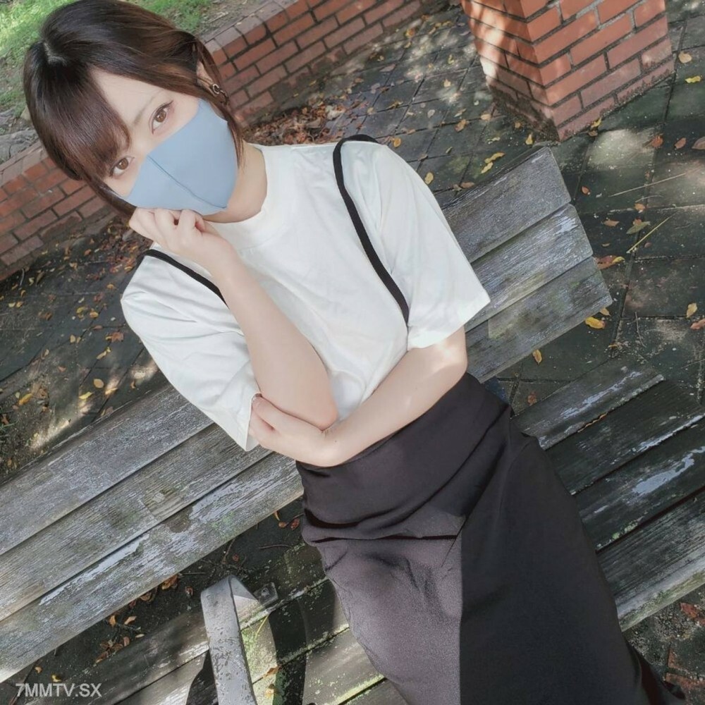 FC2-PPV-4525465 สาว FC2 ขายตัวเย็ดสด