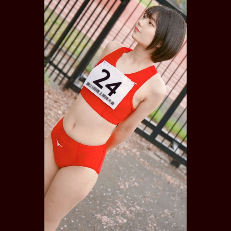 FC2-PPV-4528487 หุ่นเซ็กซี่ร้องคราง